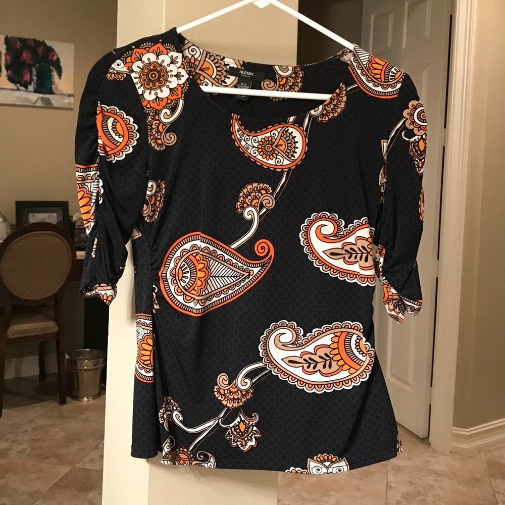 Gently worn Alfani polyester & spandex top